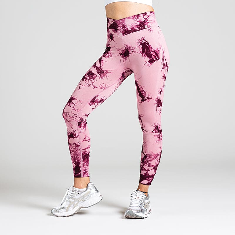 Energy Workout Leggings in Pink-Violett; blickdichte Shaping-Leggings mit V-Shape Bund für Fitness und Gym Training.