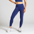 Essential Training Leggings in Dunkelblau (Night Sea); blickdichte High Waist Fitness-Leggings mit breitem Komfortbund für das Gym, Fitness und Cardio-Training.