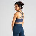 Essential Training Bra in Grauviolett (Grey Purple); funktionaler Sport-BH mit Two-Strap Cross-Back Design für optimalen Halt beim Fitness-Training.
