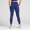 Essential Training Leggings in Dunkelblau (Night Sea); blickdichte High Waist Fitness-Leggings mit breitem Komfortbund für das Gym, Fitness und Cardio-Training.