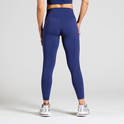 Essential Training Leggings in Dunkelblau (Night Sea); blickdichte High Waist Fitness-Leggings mit breitem Komfortbund für das Gym, Fitness und Cardio-Training.