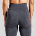 Sculpting Workout Leggings in Schwarz; blickdichte High Waist Leggings mit Contour-Shaping Effekt für eine formende Passform im Gym.